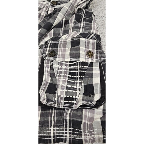 Y2K ROAR Mens Cargo Shorts Embroidered Plaid Black Utility Grunge Skater Size 33 - Picture 8 of 16